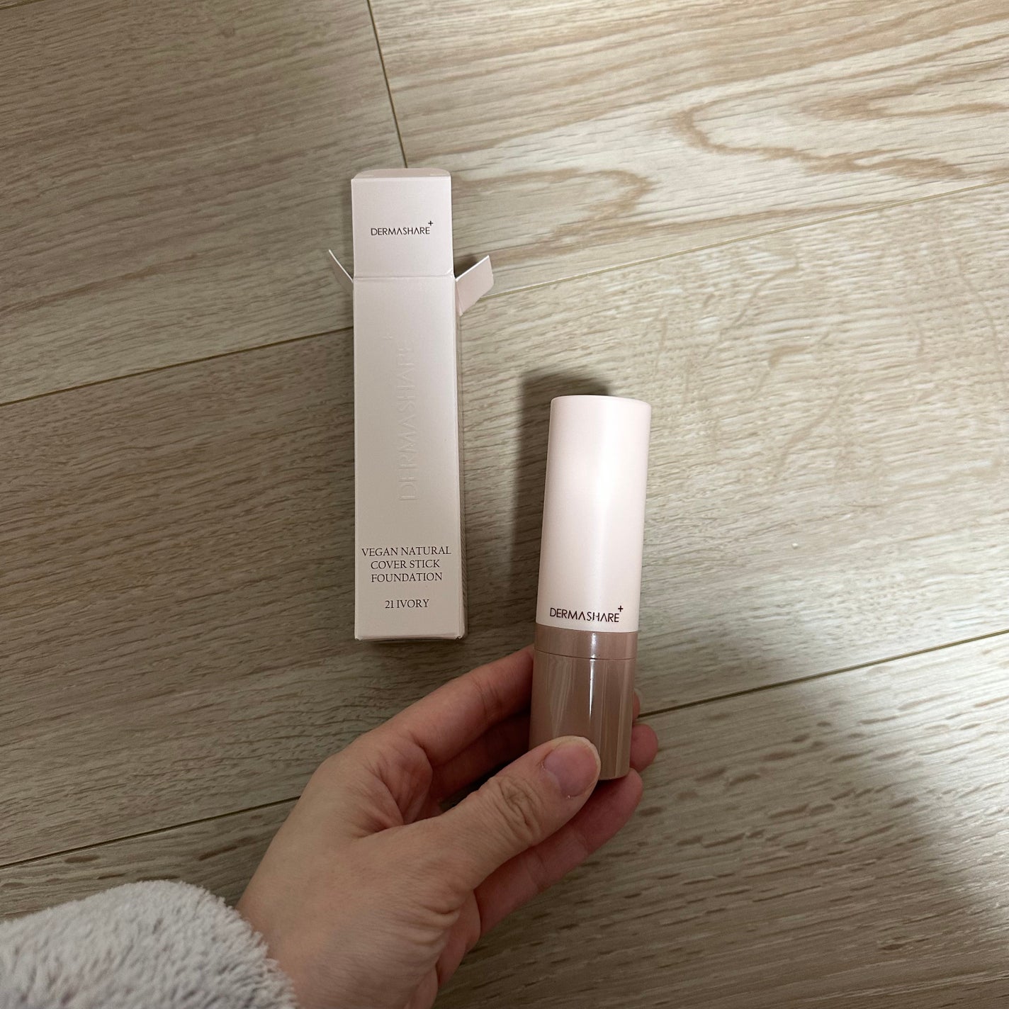 ヴィーガンナチュラルカバースティックファンデーション/DERMASHARE/その他ファンデーションを使ったクチコミ(2枚目)