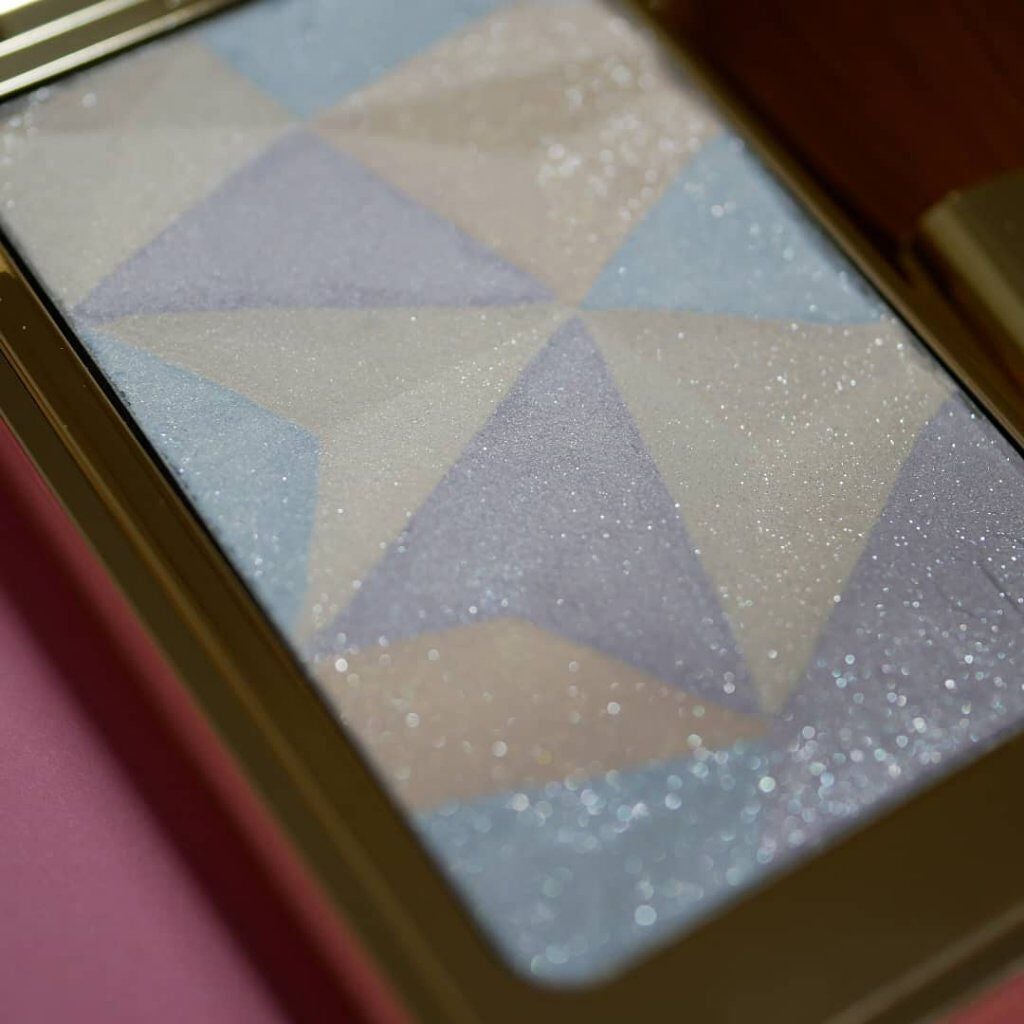 クレ・ド・ポー ボーテ レオスールデクラ/クレ・ド・ポー ボーテ/パウダーハイライトを使ったクチコミ(3枚目)