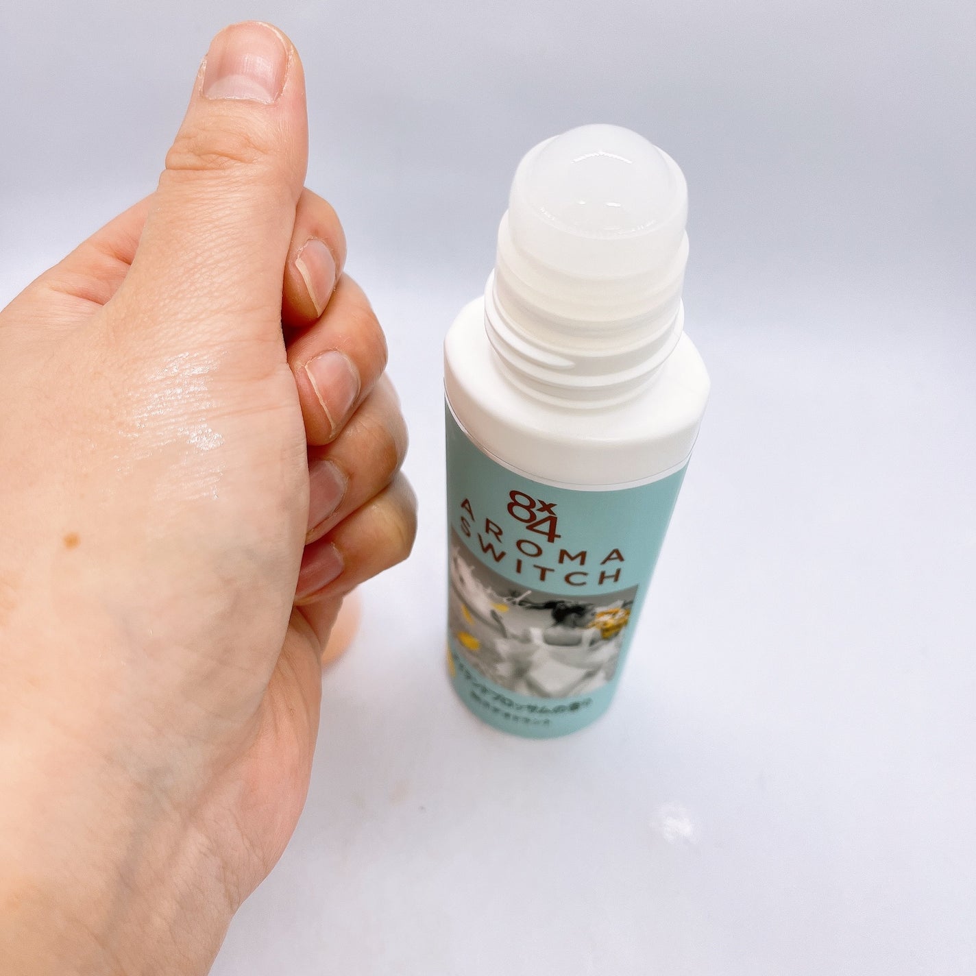 8x4 アロマスイッチ ロールオン アイランドブロッサムの香り/8x4/デオドラント・制汗剤を使ったクチコミ(5枚目)