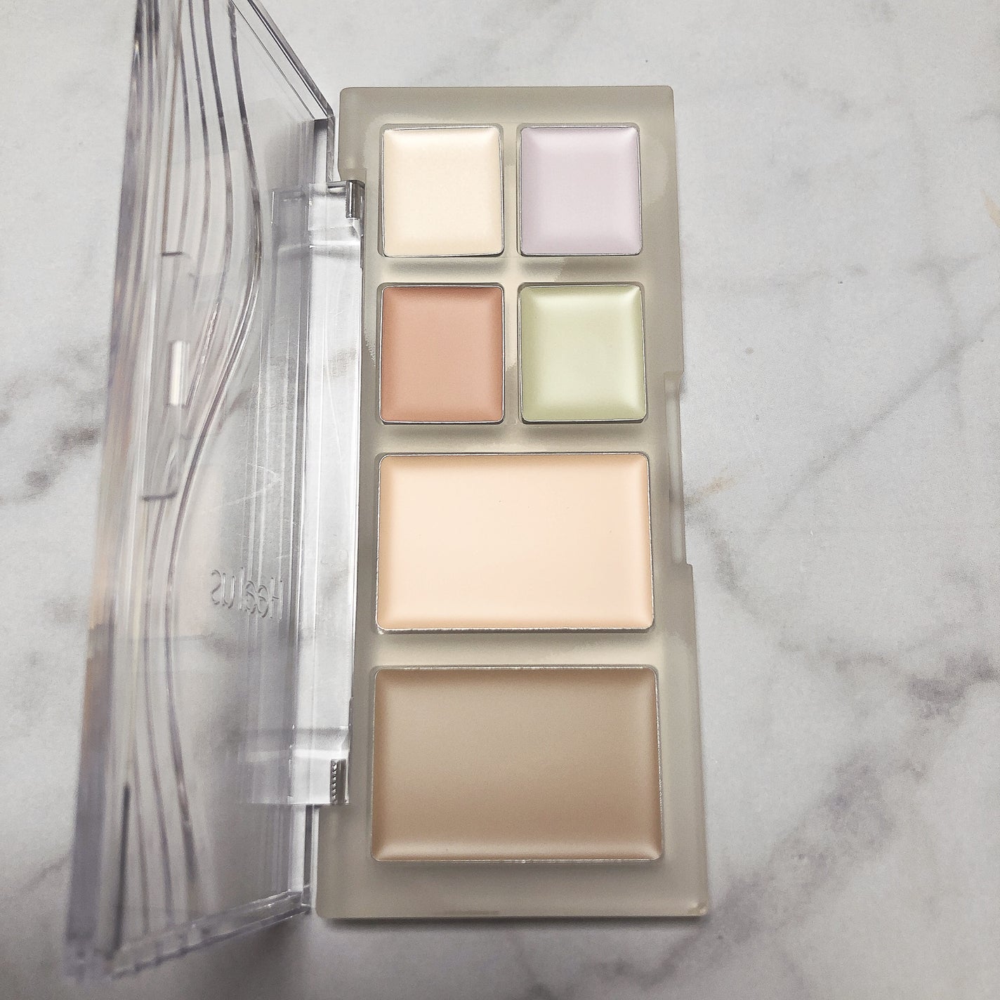 ブリージングコンシーラーパレット/Healus/パレットコンシーラーを使ったクチコミ(2枚目)