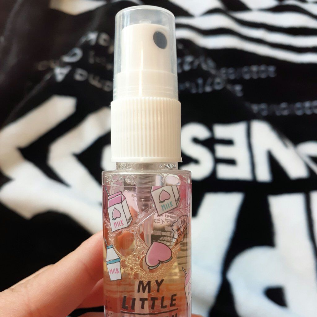 まみ on LIPS 「こんにちはー!今回ご紹介したいのは楽天で購入したシュシュミスト..」(1枚目)