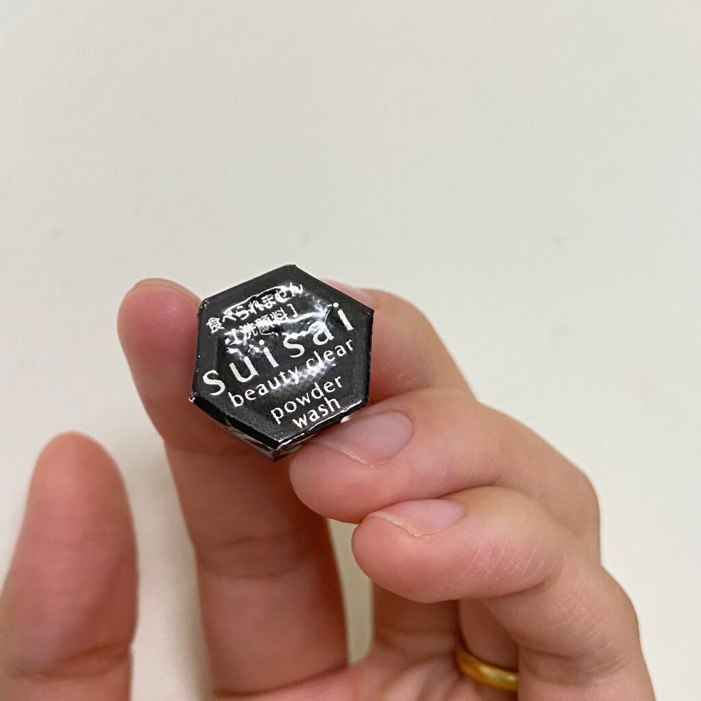 スイサイ ビューティクリア ブラック パウダーウォッシュ/suisai/洗顔パウダーを使ったクチコミ(1枚目)