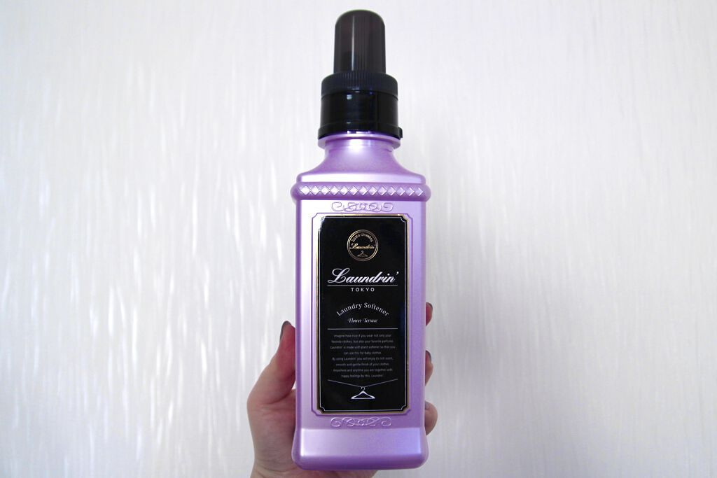 ランドリン 柔軟剤 フラワーテラスのクチコミ「
ランドリン柔軟剤 フラワーテラス、#使い切り ました〜ಠ_ಠ！


#ランドリン
#柔軟剤
.....」（1枚目）