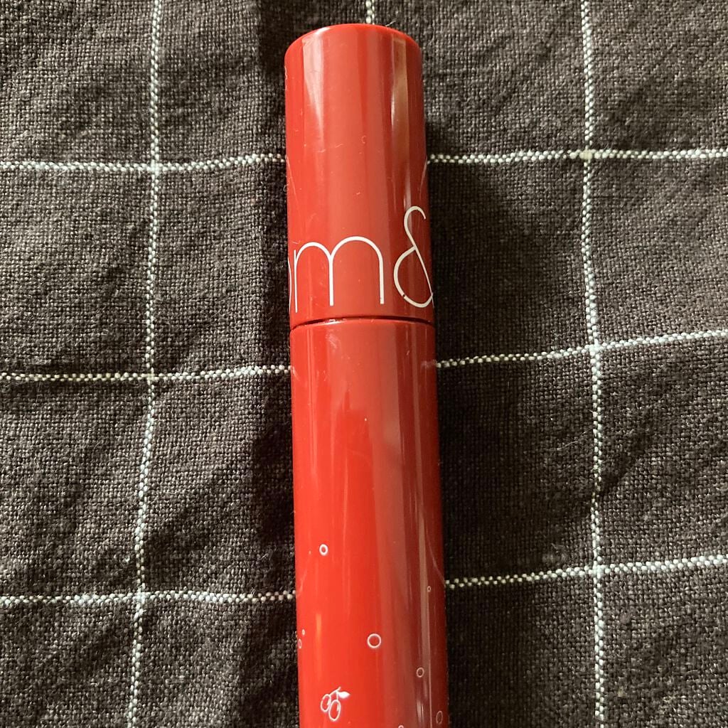 ジューシーラスティングティント/rom&nd/リップティントを使ったクチコミ(1枚目)