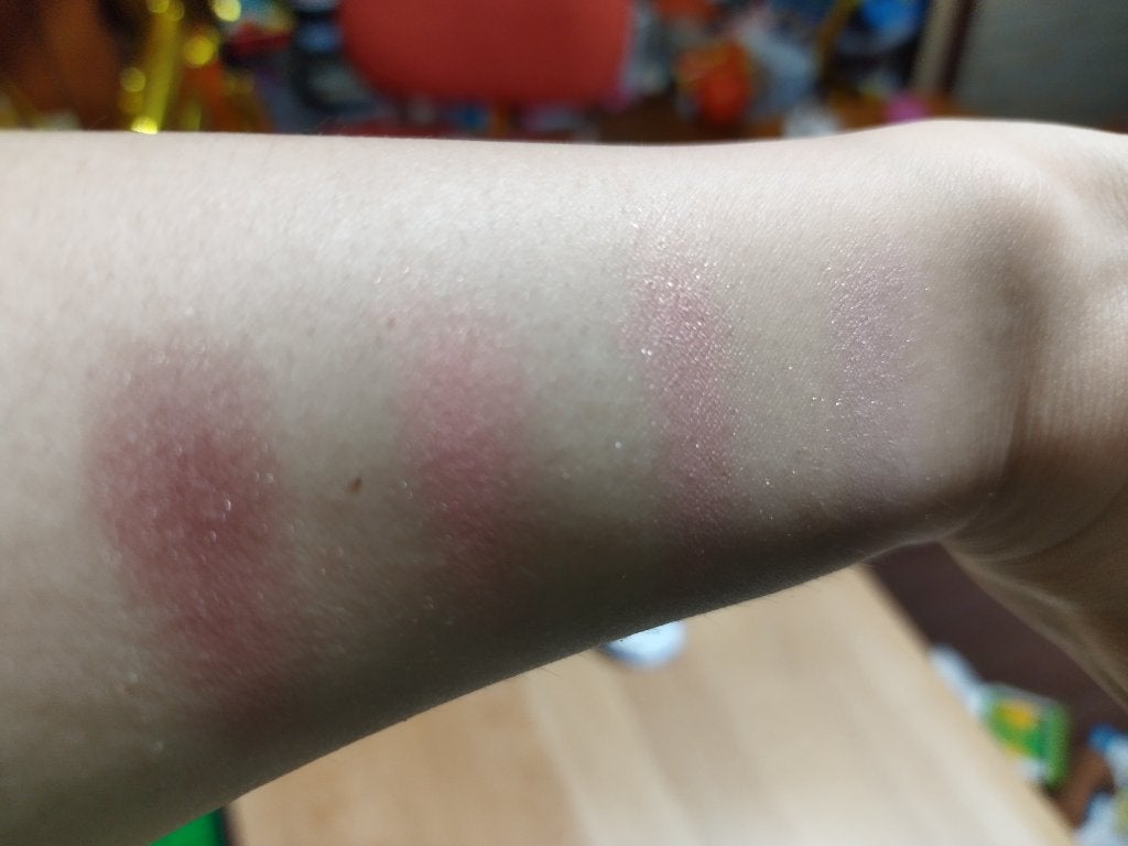 サクランねこ on LIPS 「CANMAKEアイシャドウ色味1枚目、シルキースフレアイズ11..」(1枚目)