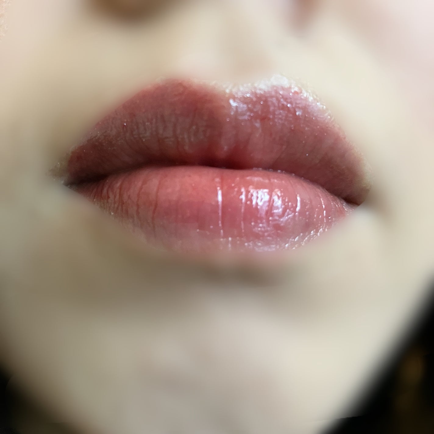 アンドバイロムアンド グラッシーボムティント/&nd by rom&nd/リップティントを使ったクチコミ(3枚目)