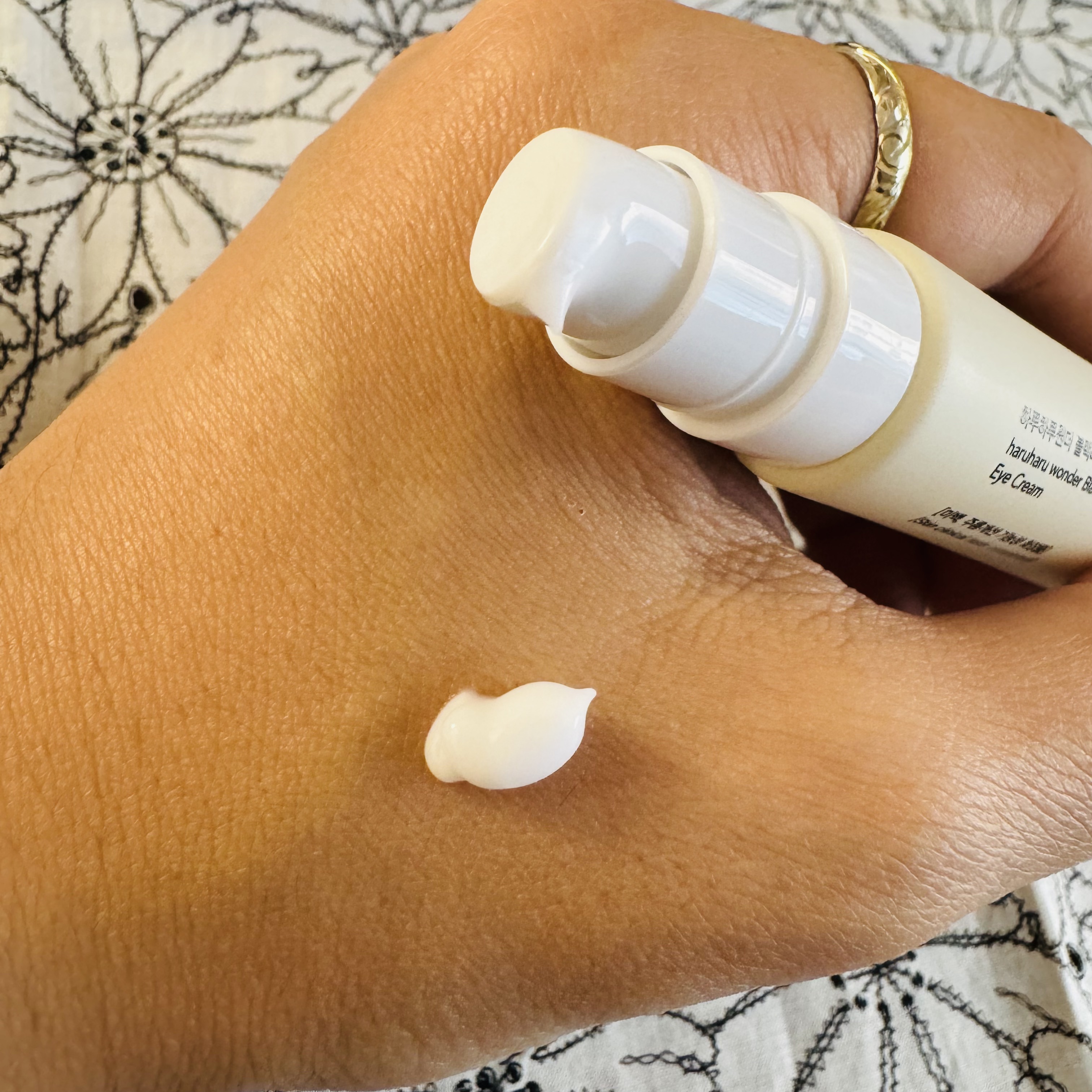 ブラックライスバクチオールアイクリーム/haruharu wonder/アイケア・アイクリームを使ったクチコミ（2枚目）