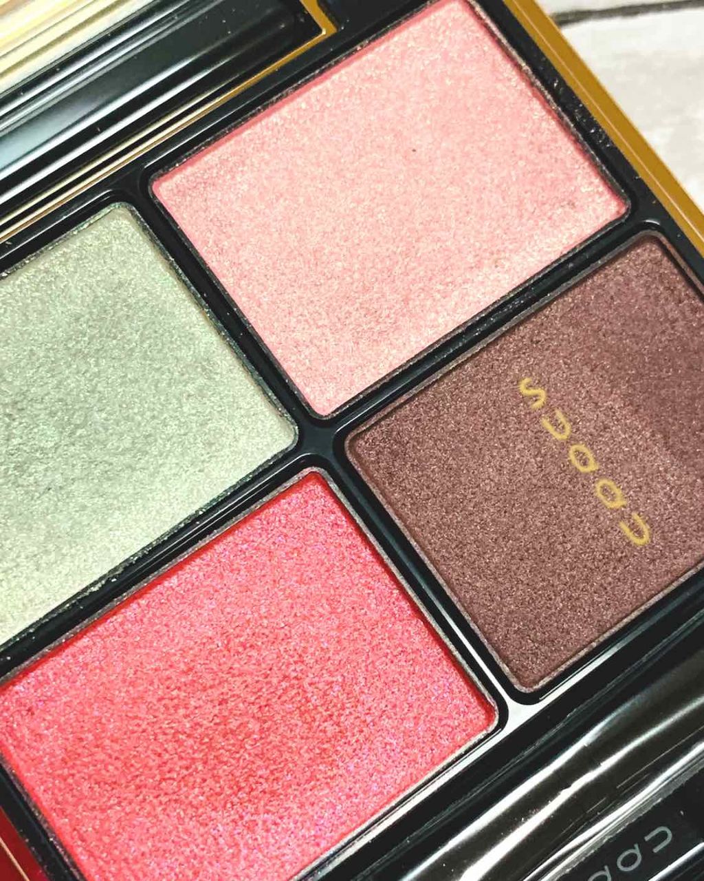 デザイニング カラー アイズ/SUQQU/アイシャドウパレットを使ったクチコミ（2枚目）