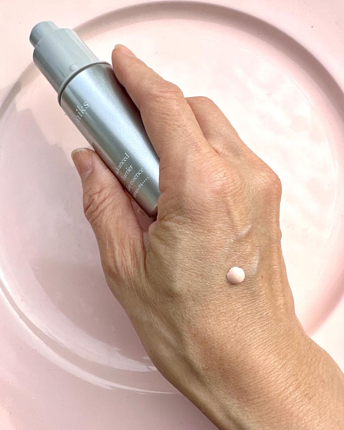 アドバンスバリア デイエッセンス/iniks/日焼け止めローションを使ったクチコミ(4枚目)