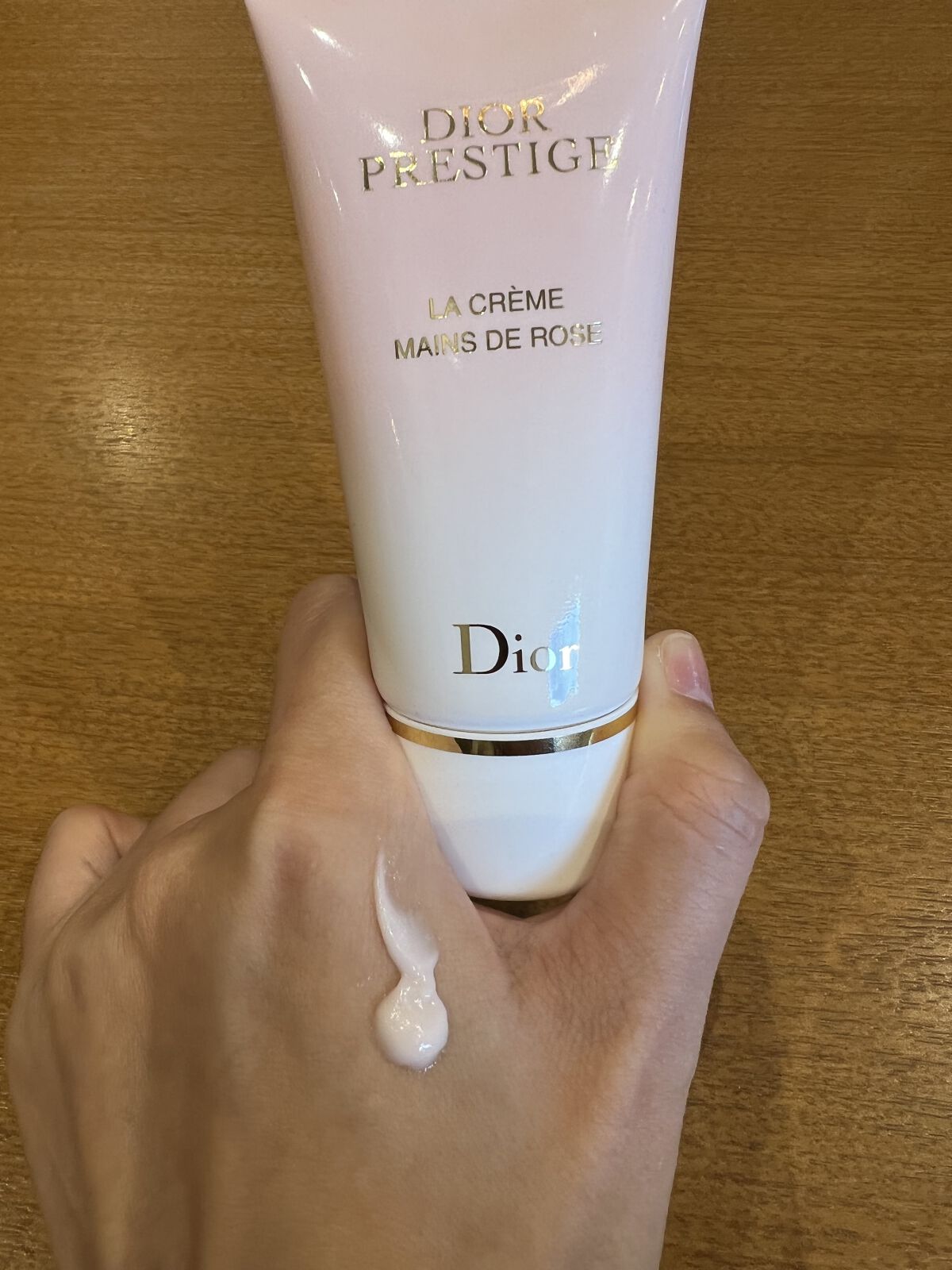 プレステージ ラ クレーム マン ド ローズ/Dior/ハンドクリームを使ったクチコミ（2枚目）