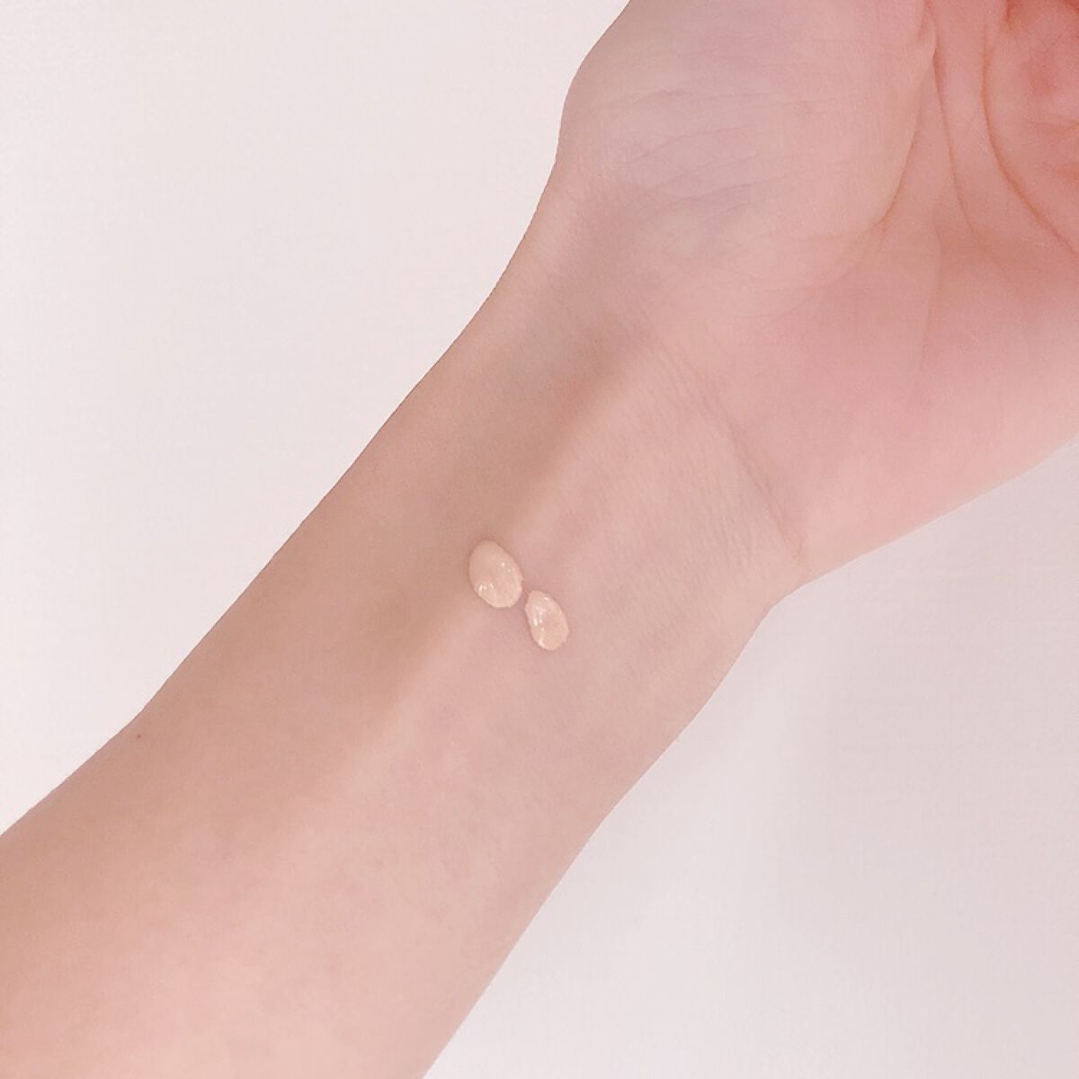 タトゥーウォータープルーフスカーコンシーラー/フォレンコス/リキッドコンシーラーを使ったクチコミ(2枚目)