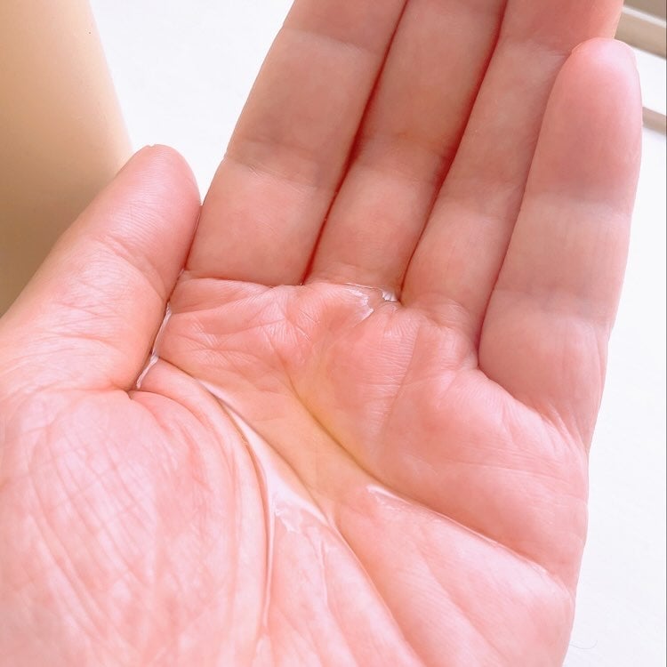 ボタニエンス ストレートヘアオイル モイスト/サンコール/ヘアオイルを使ったクチコミ(7枚目)