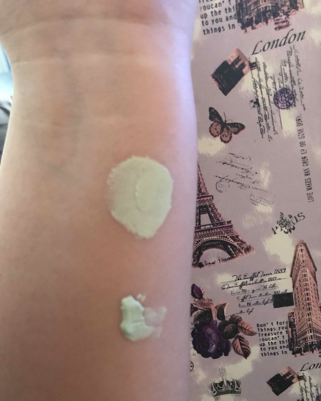 カラーアクアレルベース/Witch's Pouch/化粧下地を使ったクチコミ（2枚目）