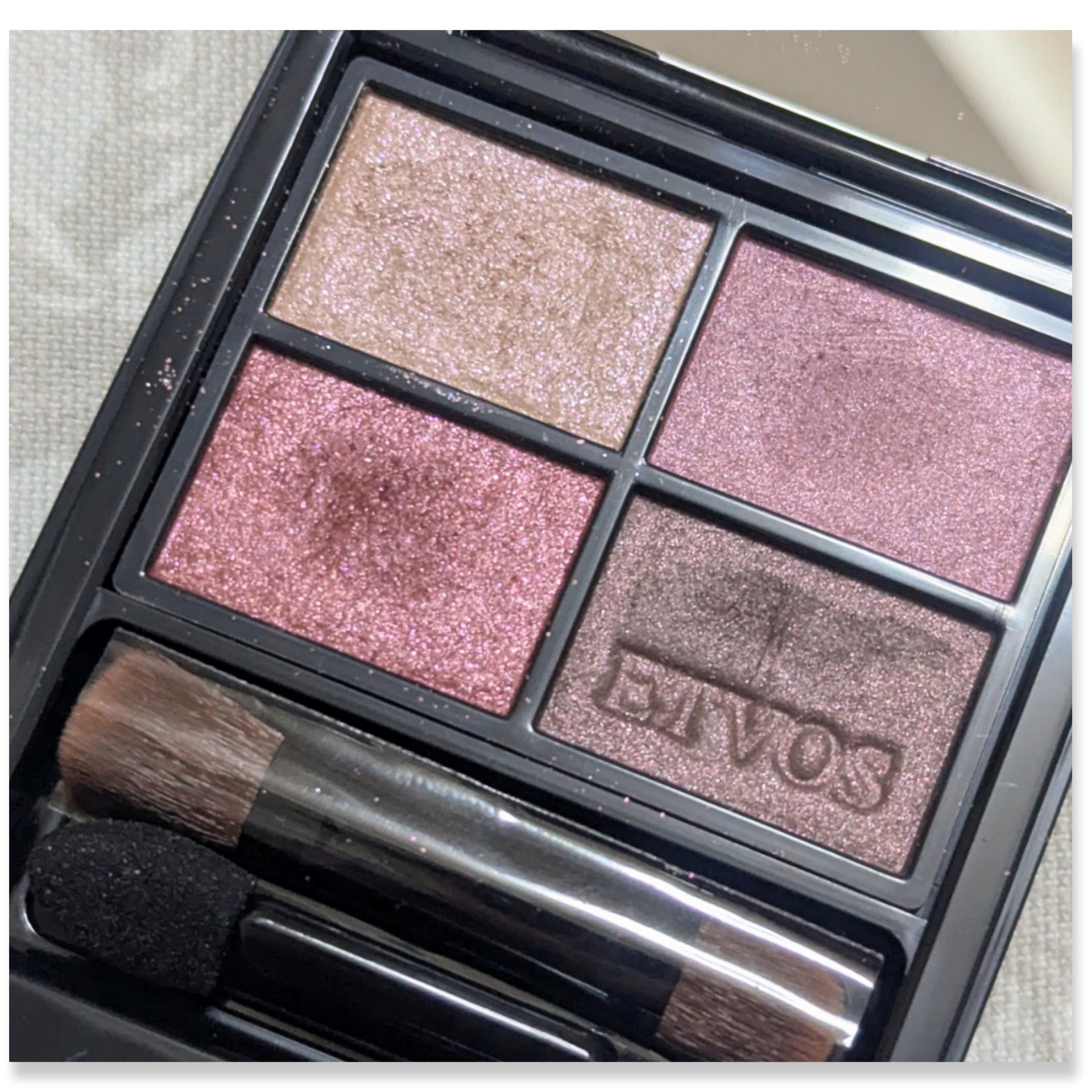 ミネラルクラッシィシャドー/エトヴォス/アイシャドウパレットを使ったクチコミ（3枚目）