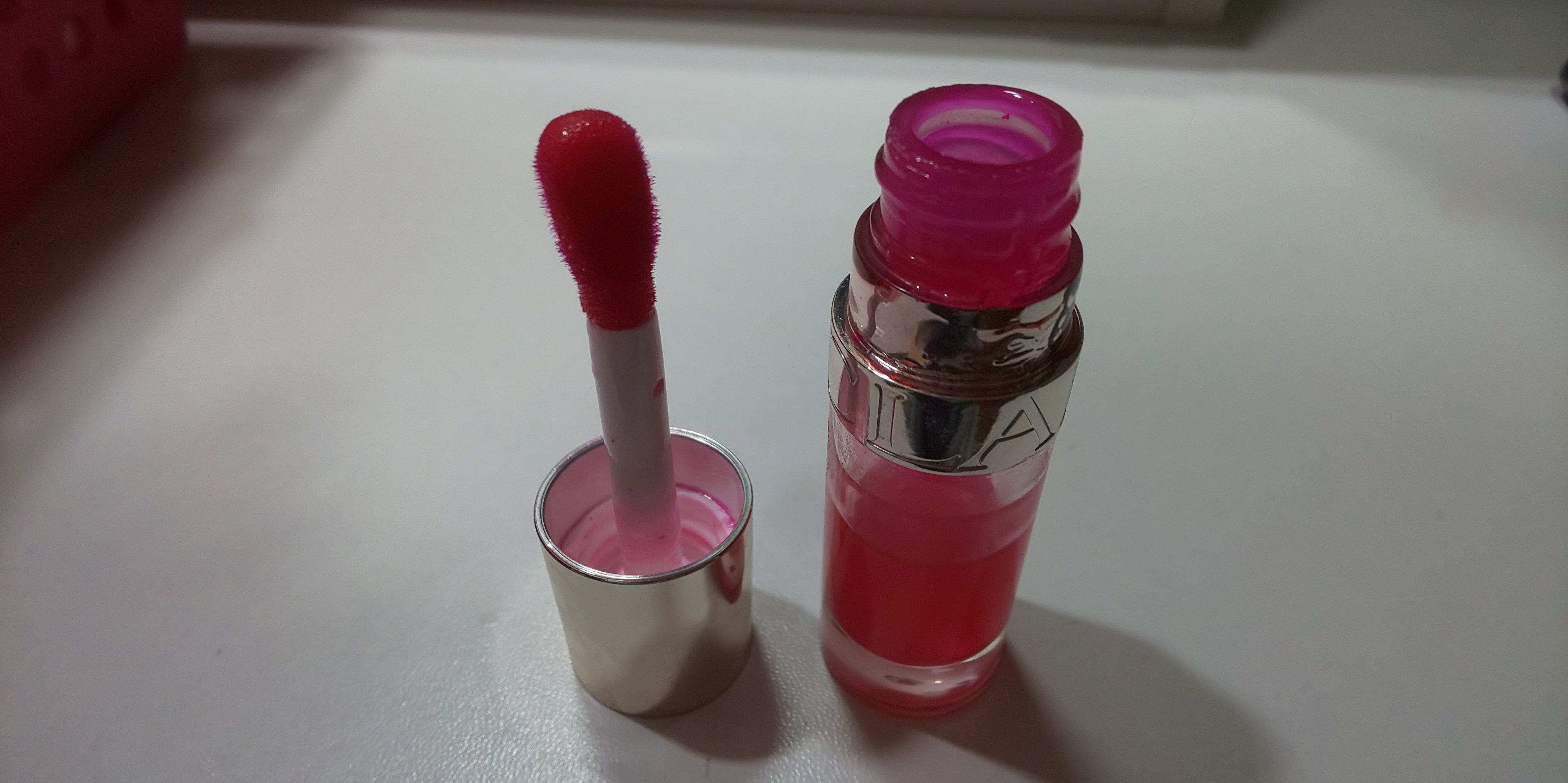 リップコンフォートオイル 04 ピタヤ/CLARINS/リップグロスを使ったクチコミ（2枚目）