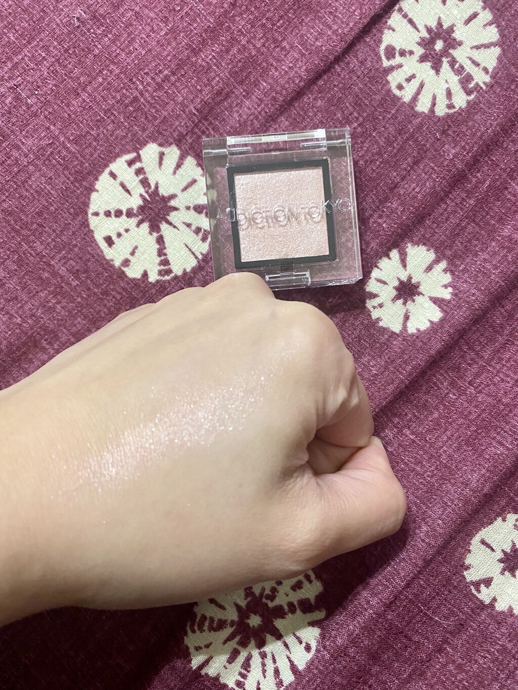 アディクション ザ アイシャドウ パール 012P My Baby/ADDICTION/単色アイシャドウを使ったクチコミ（3枚目）