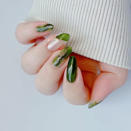 カラフルネイルズ/キャンメイク/マニキュアを使ったクチコミ(5枚目)