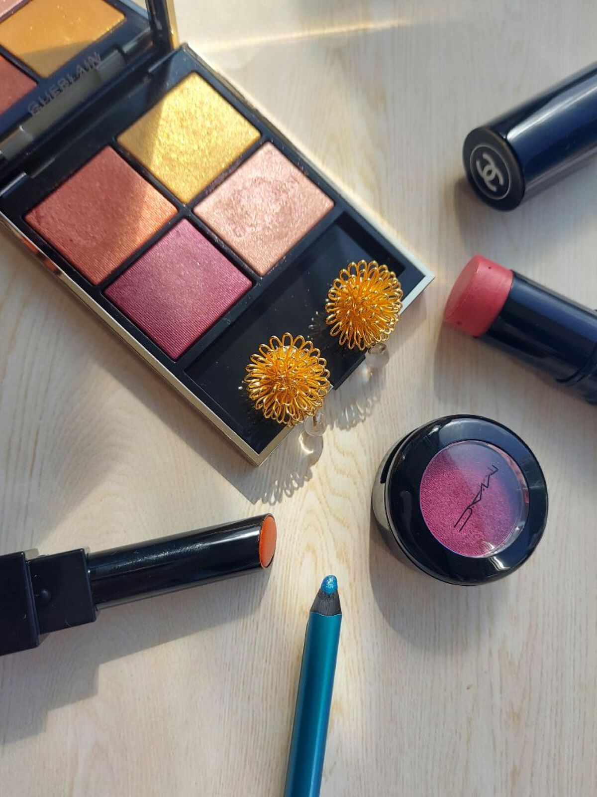 ボーム エサンシエル/CHANEL/スティックハイライトを使ったクチコミ（3枚目）