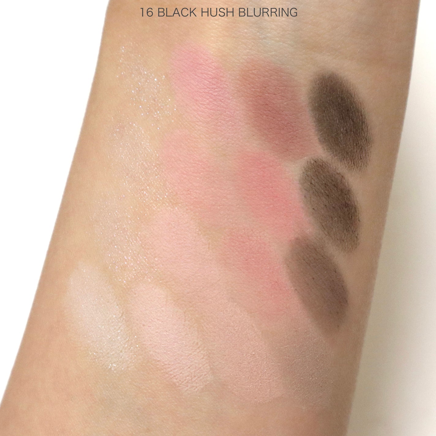 ソフトブラーリングアイパレット/wakemake/アイシャドウパレットを使ったクチコミ(3枚目)