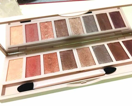 グラマラスヌード アイパレット (クリスマスコフレ 2017)/Visée/メイクアップキットを使ったクチコミ(2枚目)