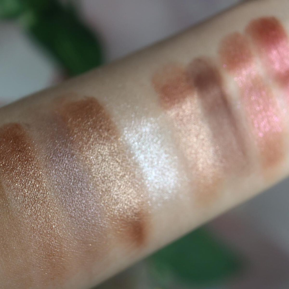 UR GLAM BLOOMING EYE COLOR PALETTE/U R GLAM/アイシャドウパレットを使ったクチコミ(3枚目)