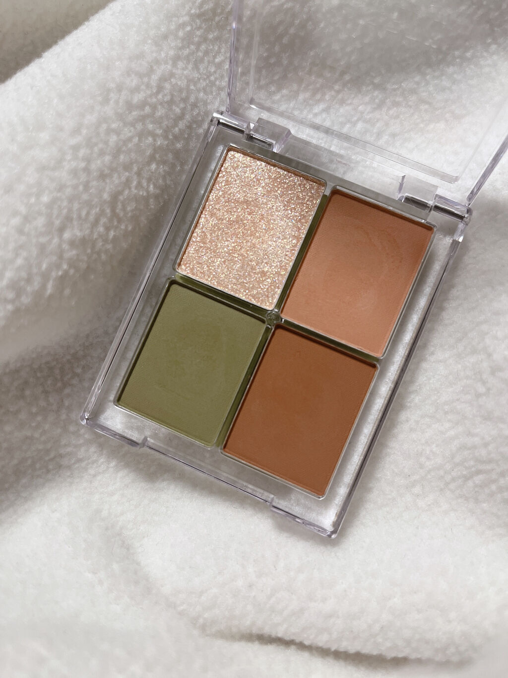 4色アイシャドウパレット/aZTK/アイシャドウパレットを使ったクチコミ（2枚目）