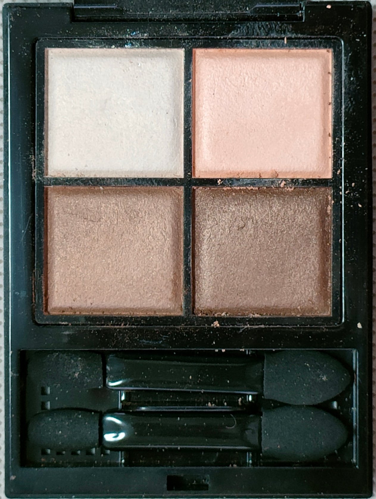 パーフェクトリッチアイシャドウ 03 ウォームブラウン/インハート/アイシャドウパレットを使ったクチコミ（3枚目）