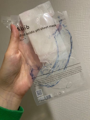 🌊Abib🌊
🌊Mild acidic pH sheet mask  Aqua fit🌊
 

このパックは、#ねぴこ たんに
いただきましたm(*_ _)m

めっちゃ好き❣️本当に本当にありがとうね(；＿；)


毎回メガ割のクーポン恵んでくれるし、マジ神や。。

以下、サイトより引用↓↓↓

商品説明
たっぷりの潤いで、しっとりと水分感
溢れるハリ肌へ。

商品仕様
■全成分
水、メチルプロパンジオール、グリセリン、ＢＧ、エタノール、ヒドロキシアセトフェノン、ヒドロキシエチルウレア、カルボマー、コレス－２４、カフェイン、アラントイン、キシリチルグルコシド、無水キシリトール、トロメタミン、１，２－ヘキサンジオール、カプリリルグリコール、キサンタンガム、エチルヘキシルグリセリン、ヒアルロン酸Ｎａ、キシリトール、ＥＤＴＡ－２Ｎａ、アウレオバシジウムプルランス培養物、グルコース、タチアオイ花エキス、カルボキシメチル－β－グルカンＮａ、ラウリン酸ソルビタン、トチャカエキス、トリ（カプリル酸／カプリン酸）グリセリル、アーモンドエキス、加水分解コラーゲン、セレウスグランディフロラス花エキス、サトウキビエキス、ヒドロキシエチルセルロース、アンザンジュエキス、アセチルジペプチド－１セチル、加水分解コンキオリン、リン脂質、乳酸桿菌発酵液、セラミドＮＰ、ヒアルロン酸、フィトステロールズ、フィトスフィンゴシン、コレステロール、アセチルヘキサペプチド－８、アルギニン、加水分解ヒアルロン酸


■生産国🇰🇷韓国🇰🇷

質感➡️さっぱり
悩み別➡️エイジングケア


透明パケで、ヒタヒタの美容液✨

翌朝のメイクノリは最高٩(°̀ᗝ°́)و

アビブに間違いはない( *¯ ³¯*)

今日もお読みいただき、
ありがとうございましたm(*_ _)m


#Abib
#AbibMild acidic pH sheet mask  Aqua fit
#ぷぅぴぃのメガ割マストバイ
の画像 その2