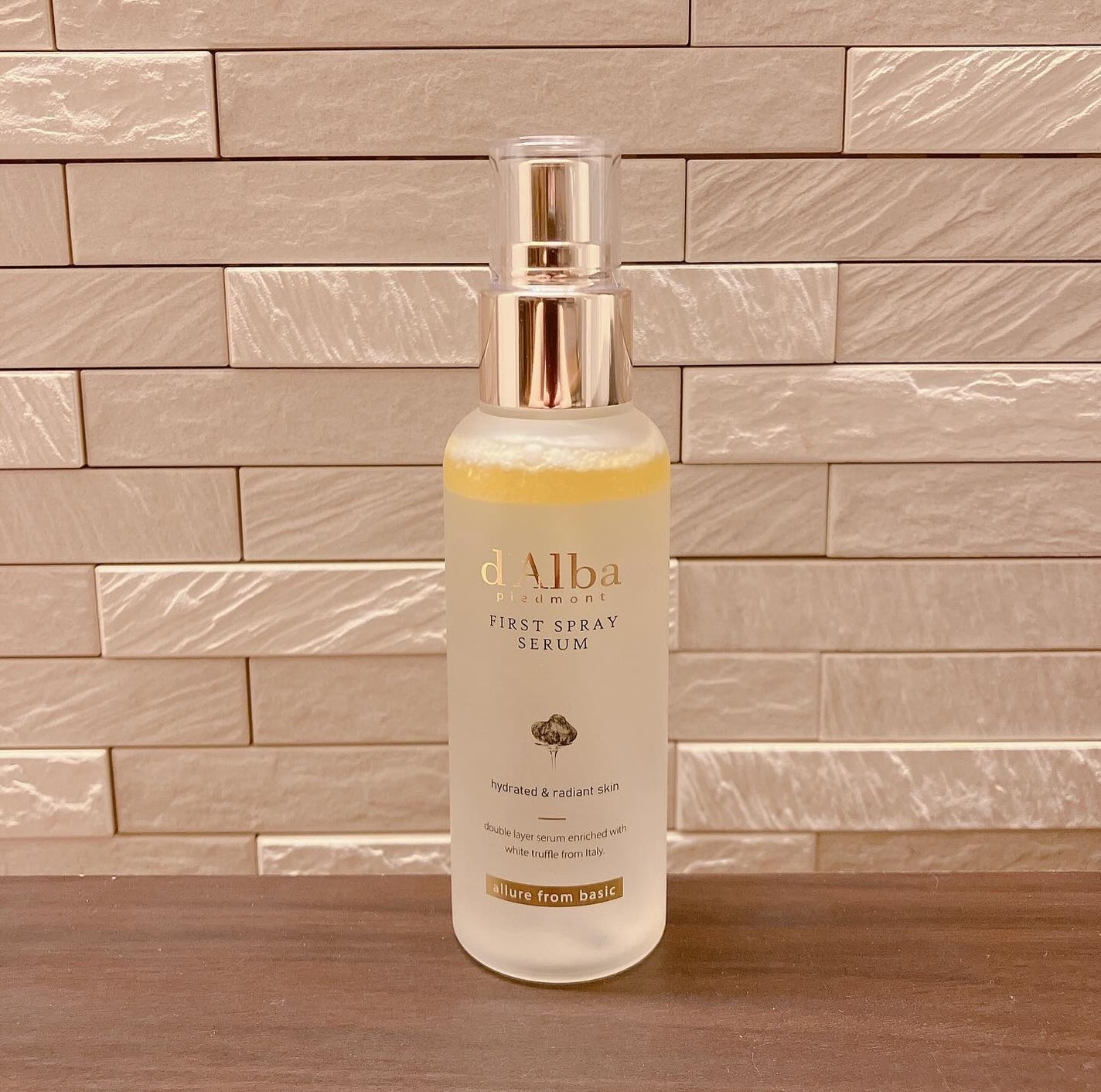 ダルバ ホワイトトリュフファーストスプレーセラム/ダルバ/ミスト状化粧水を使ったクチコミ(1枚目)