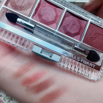 エターナルクチュール アイズ ベルベット/JILL STUART/アイシャドウパレットを使ったクチコミ(3枚目)