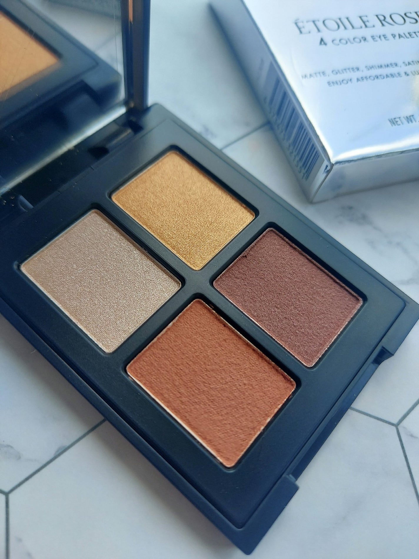 エトワルローズ 4色アイシャドウ/Étoile Rose/アイシャドウパレットを使ったクチコミ(3枚目)