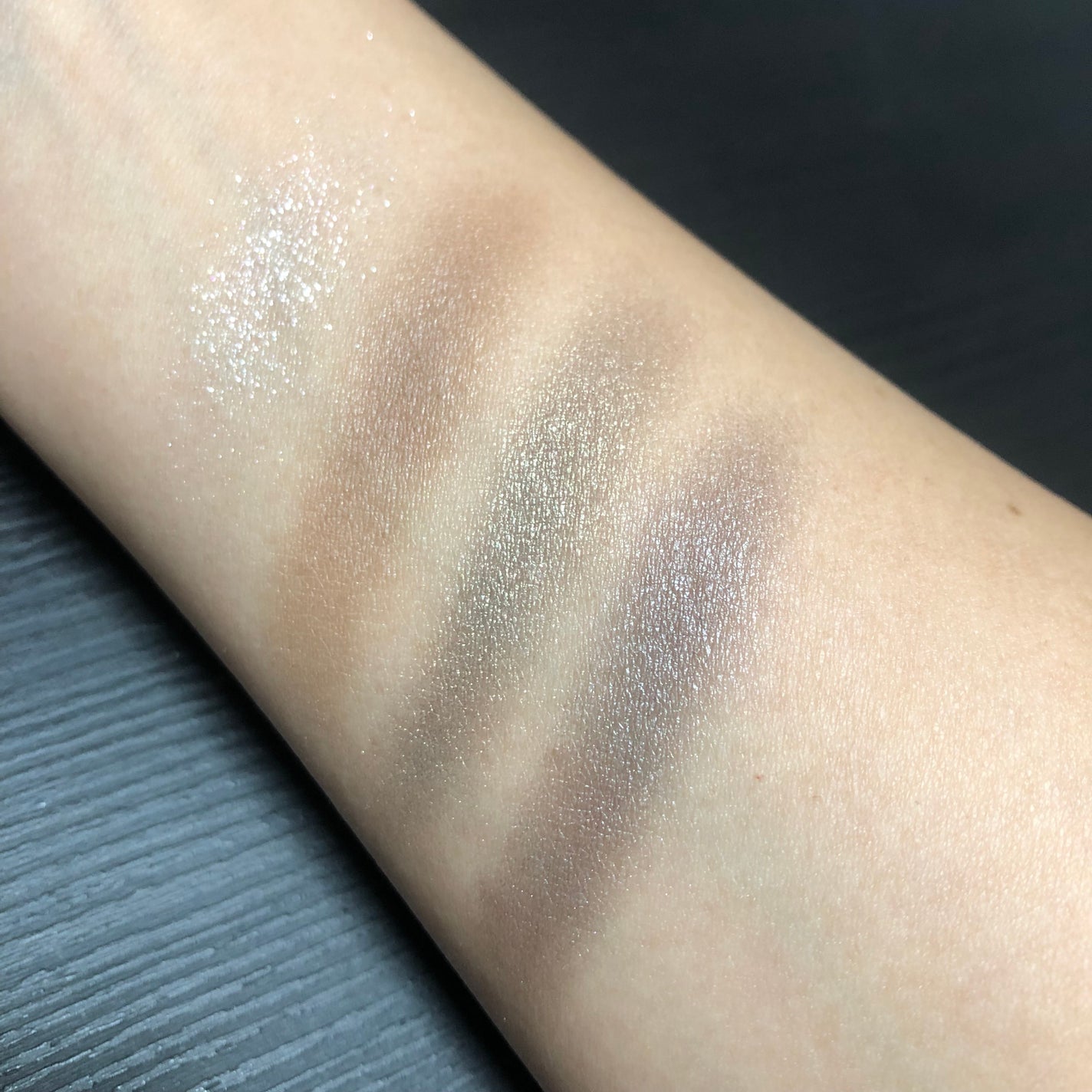 シグニチャー カラー アイズ/SUQQU/アイシャドウパレットを使ったクチコミ(4枚目)