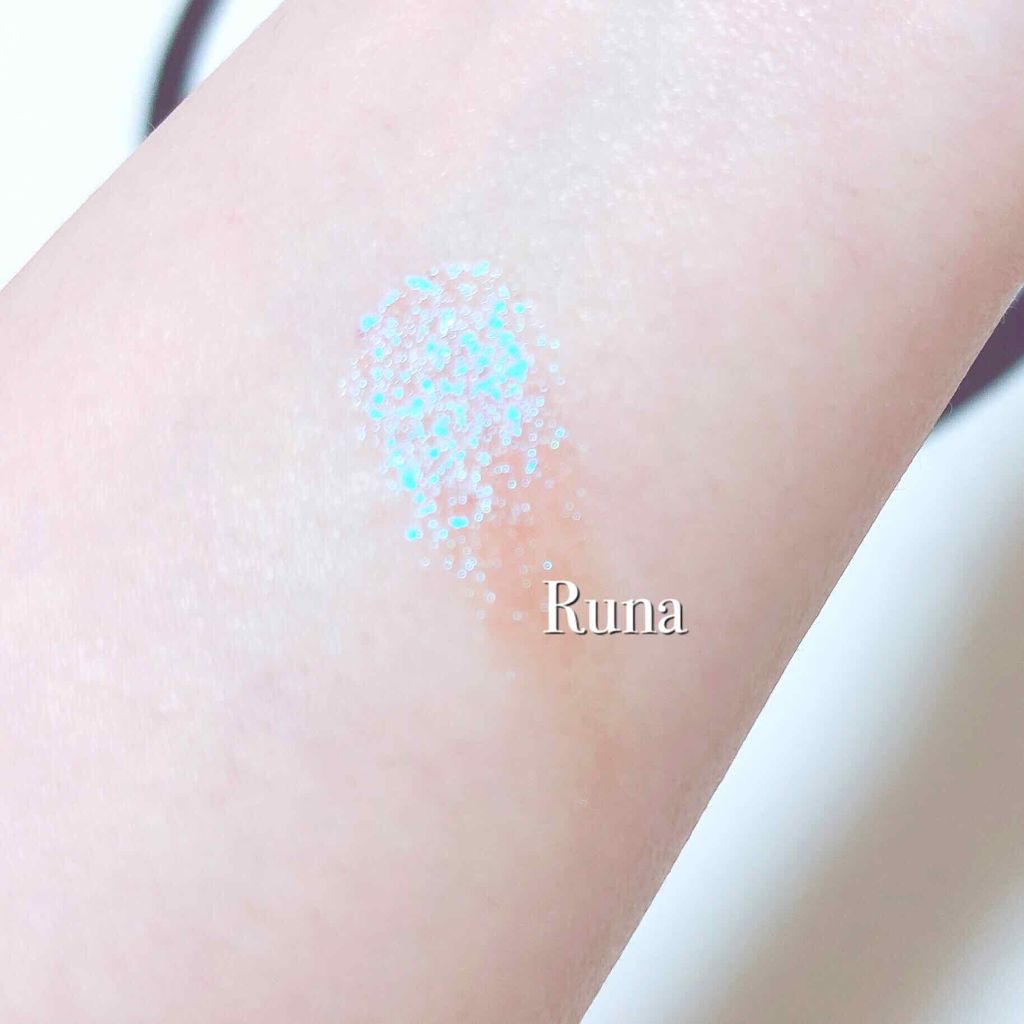 Jeffree star supreme frost/Jeffree Star Cosmetics/パウダーハイライトを使ったクチコミ（2枚目）