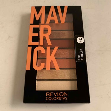 カラーステイ ルックス ブック パレット/REVLON/アイシャドウパレットを使ったクチコミ（2枚目）