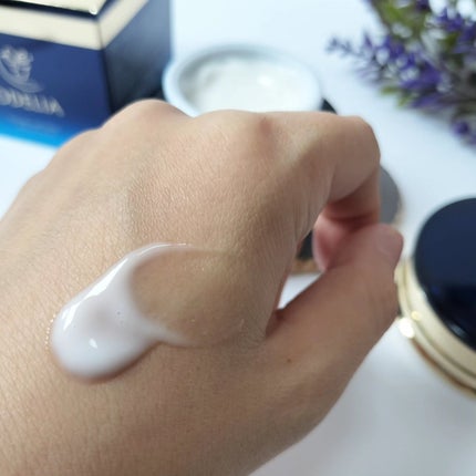 リンクル&ホワイト オールインワンクリーム/ODELIA/オールインワン化粧品を使ったクチコミ(4枚目)