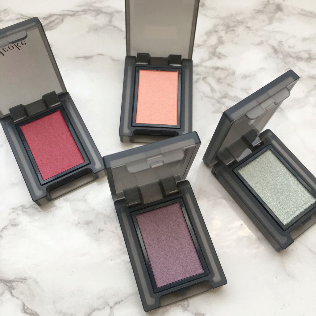 セルヴォーク ヴォランタリー アイズ/Celvoke/単色アイシャドウを使ったクチコミ(1枚目)