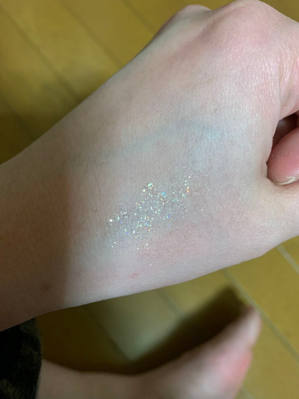 rika on LIPS 「うるうる涙袋ずっと続く・・って言葉に買いました✨プチプラで10..」(4枚目)