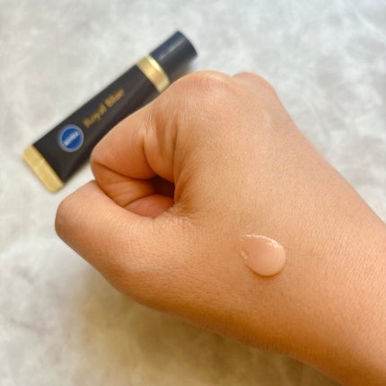 ニベア ロイヤルブルーリップ 濃密美容ケア/ニベア/リップ美容液を使ったクチコミ(3枚目)