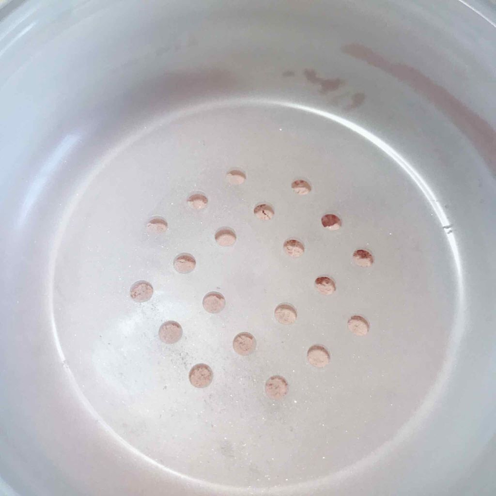 ボディパフパウダーN プリズムパール(サラ スウィートローズの香り)/SALA/ボディパウダーを使ったクチコミ(3枚目)