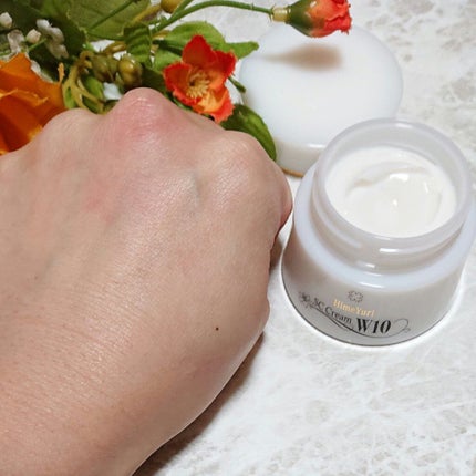 ir_uuy on LIPS 「人幹細胞培養液原液10%とシカクリームツボクサエキス10%を配..」(5枚目)