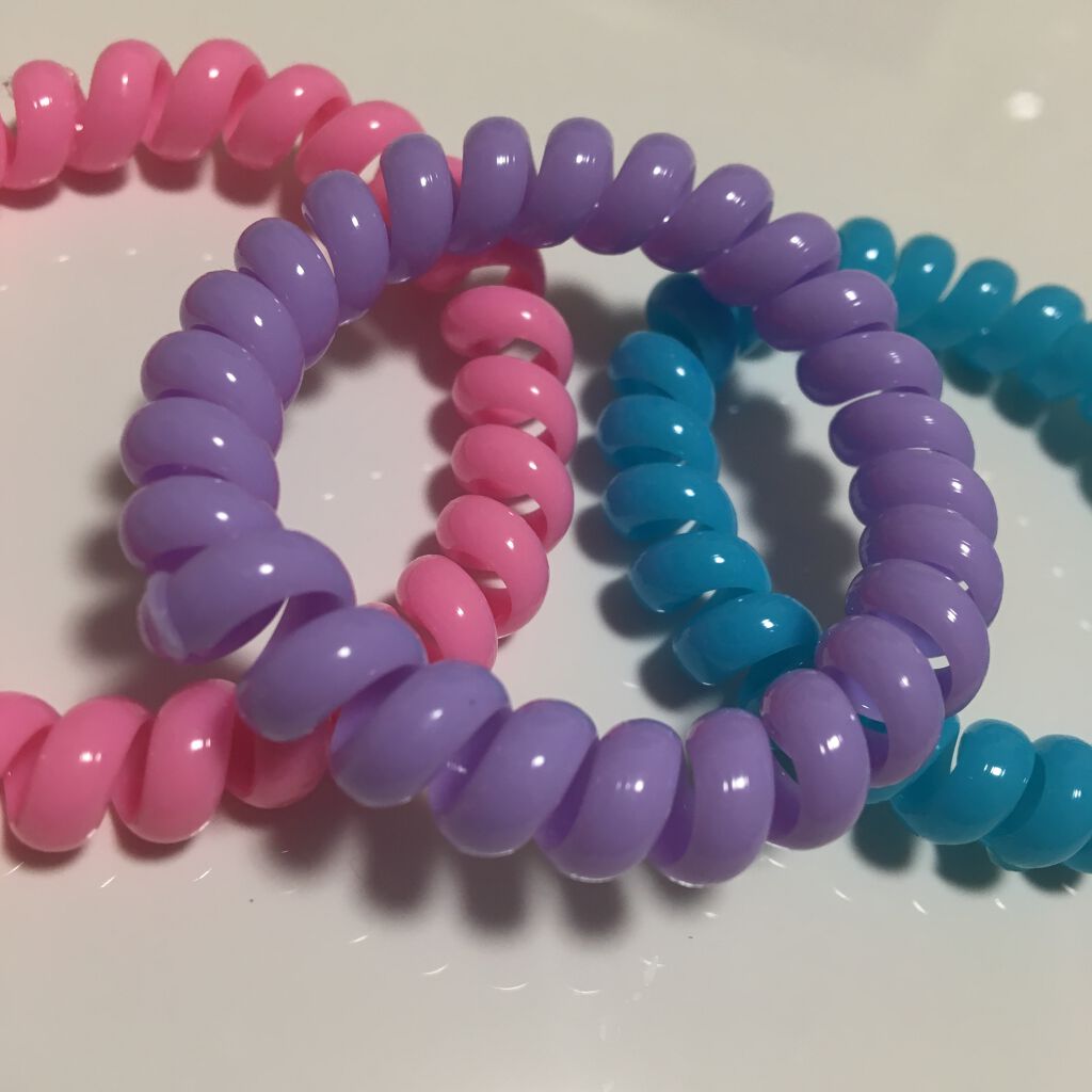 こっちゃん on LIPS 「跡がつかないダイソーのゴム!!カラフルで可愛い💕テンションもあ..」(1枚目)