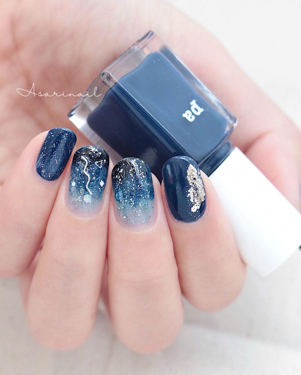 Pa ネイルカラー Pa Nail Collectiveの口コミ プチプラポリで塗った夜空ネイル 黒と紺 ラ By Asari セルフネイル Lips Pa ネイルカラー Pa Nail Collectiveの口コミ プチプラポリで塗った夜空ネイル 黒と紺 ラ By Asari セルフネイル Lips