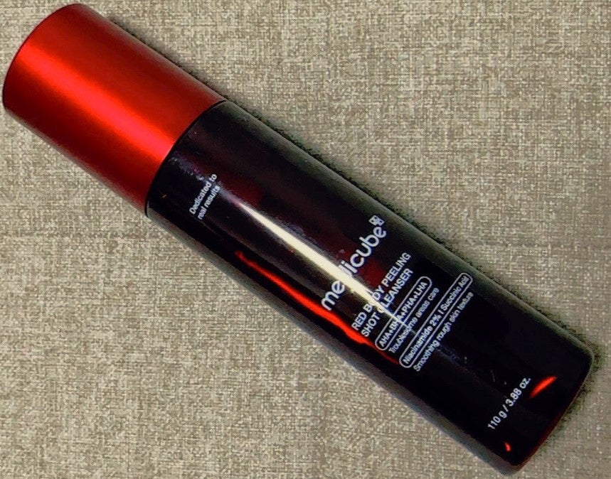 ボディアクネピーリングショット/MEDICUBE/ネック・デコルテケアを使ったクチコミ(1枚目)