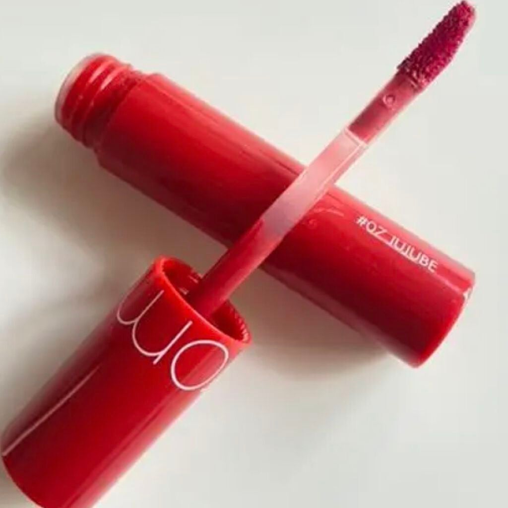 ジューシーラスティングティント/rom&nd/リップティントを使ったクチコミ(2枚目)