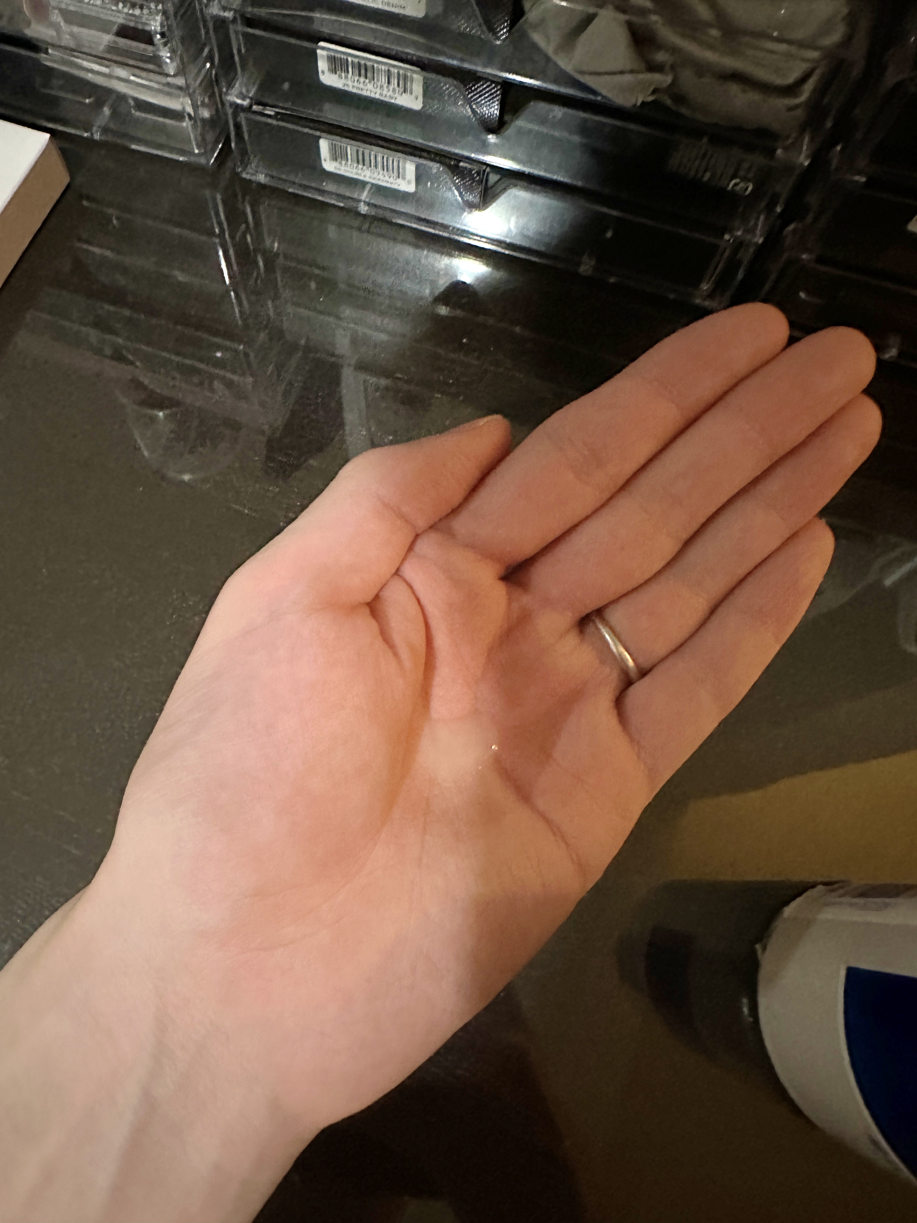 モイスチュアマイルドホワイト パーフェクトエッセンス/モイスチュアマイルド ホワイト/オールインワン化粧品を使ったクチコミ（3枚目）