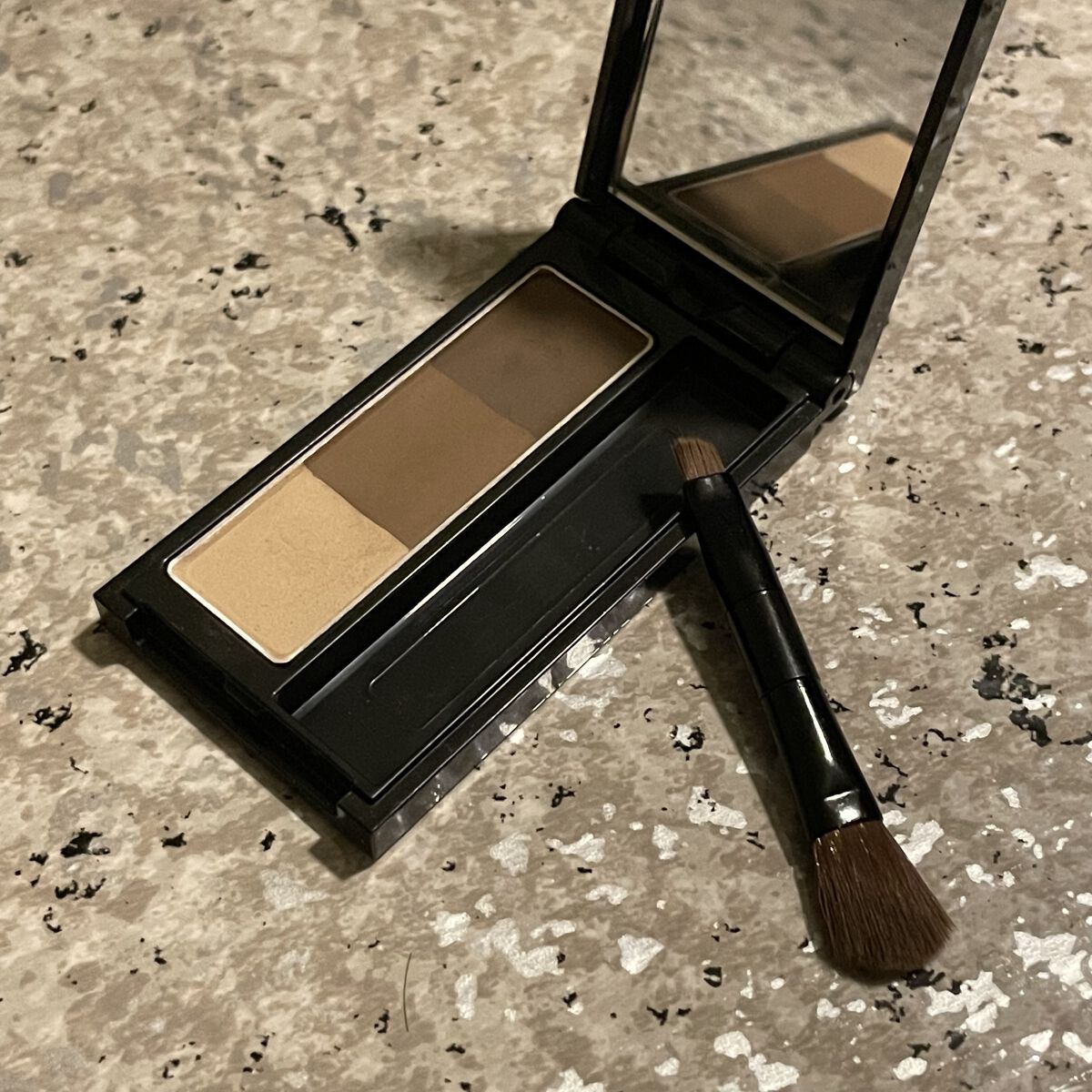 ケイト デザイニングアイブロウ3D/KATE/パウダーアイブロウを使ったクチコミ（1枚目）