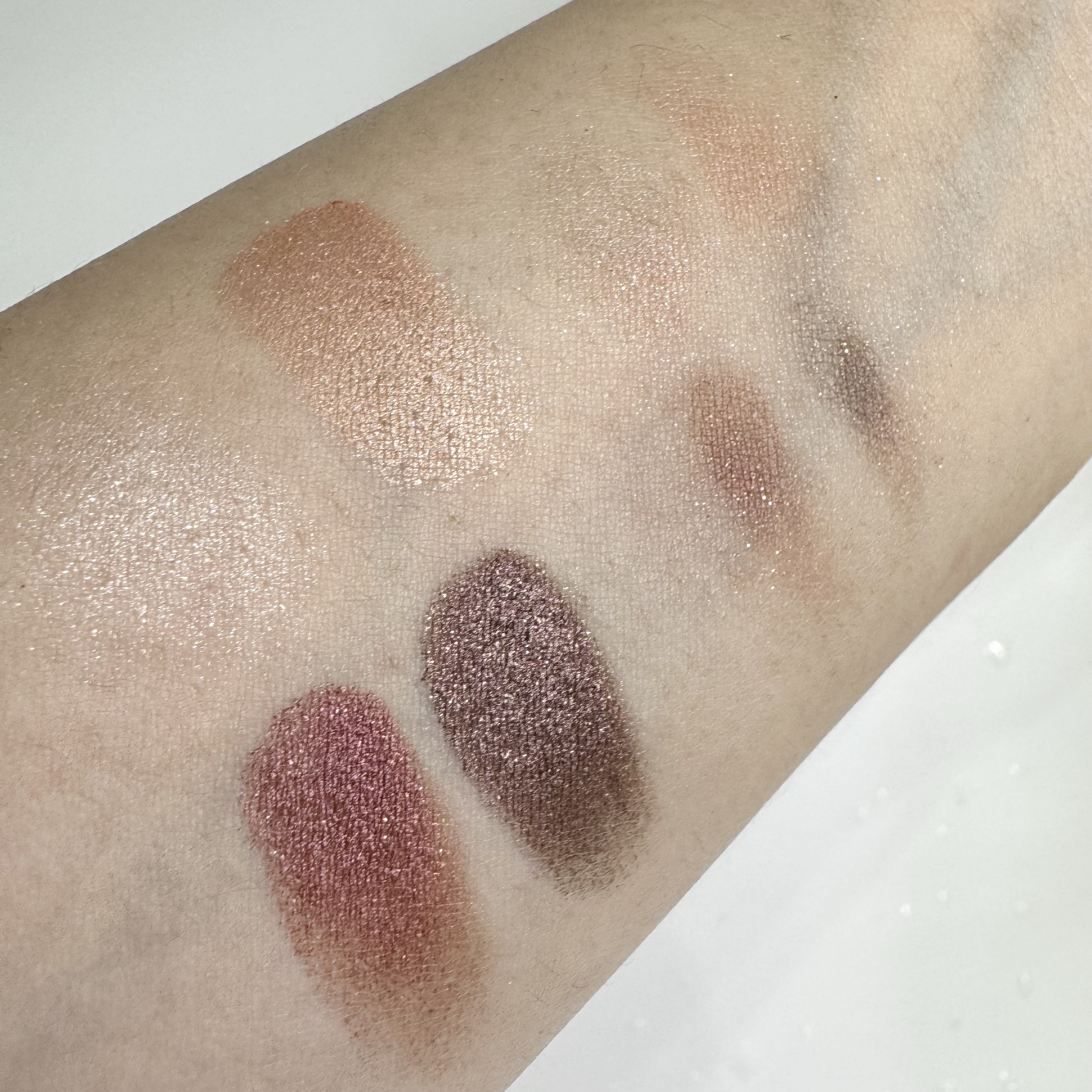 グロッシーリッチ アイズ N/Visée/アイシャドウパレットを使ったクチコミ（2枚目）