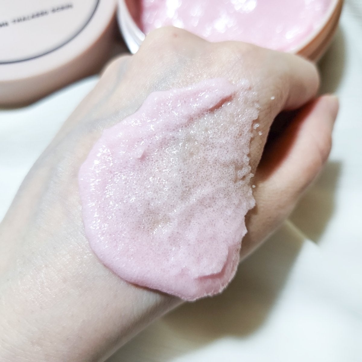 Q+Me スウィート ボム タラソ スクラブ/AGARISM/バスト・ヒップケアを使ったクチコミ(2枚目)