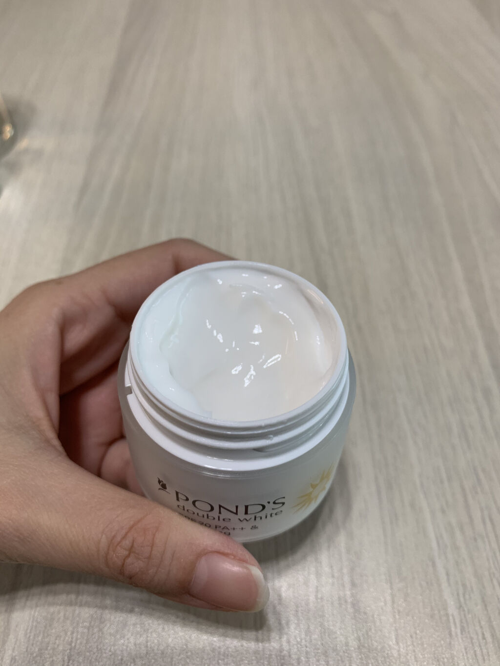 ダブルホワイト 薬用美白モイストローション(セット)/POND'S/スキンケアキットを使ったクチコミ（3枚目）