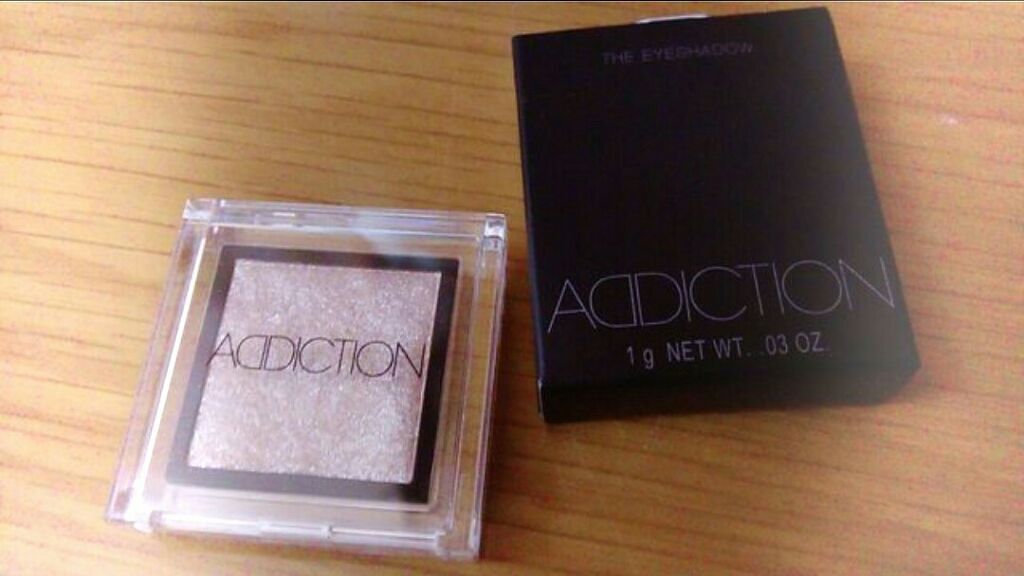 アディクション ザ アイシャドウ 67 Private Beach (P) /ADDICTION/単色アイシャドウを使ったクチコミ（1枚目）